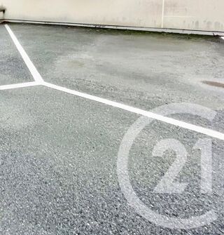  Parking / Garage  louer 25 m