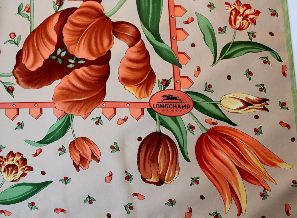 Foulard carr&eacute; soie LONGCHAMP Les Tulipes Vêtements