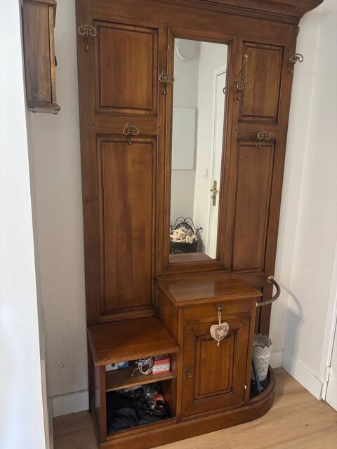 Meuble d'entr�e en merisier massif
180 Sainte-Foy-l�s-Lyon (69)