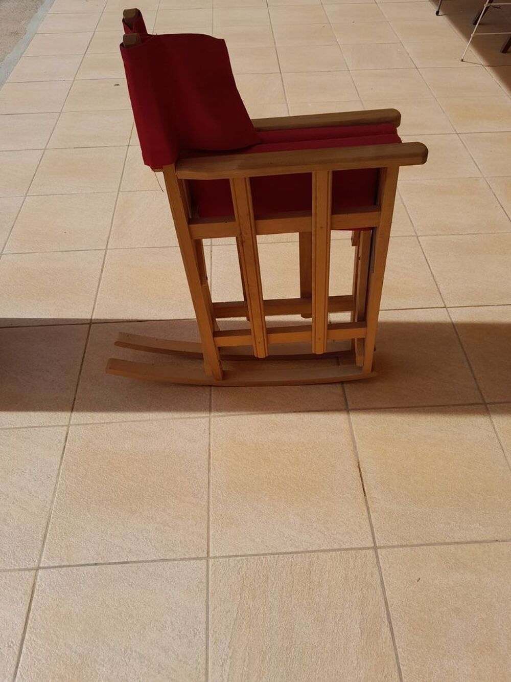 Fauteuil rocking chair. Meubles