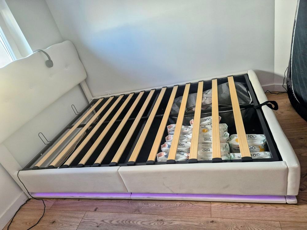 Lit coffre 2 personnes bande Led Meubles