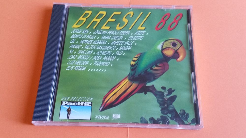 BR&Eacute;SIL 88. CD CD et vinyles