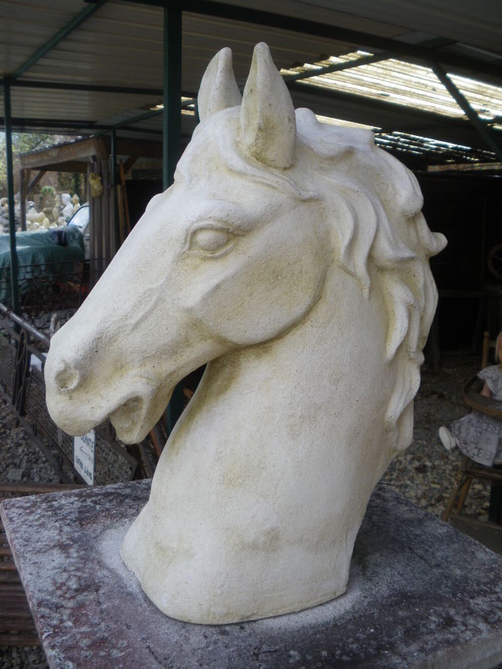 Statue,buste de cheval en pierre Décoration