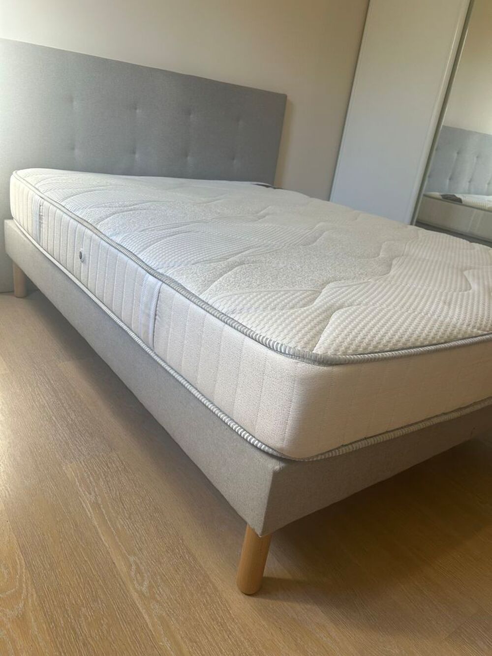 Lit + matelas Meubles