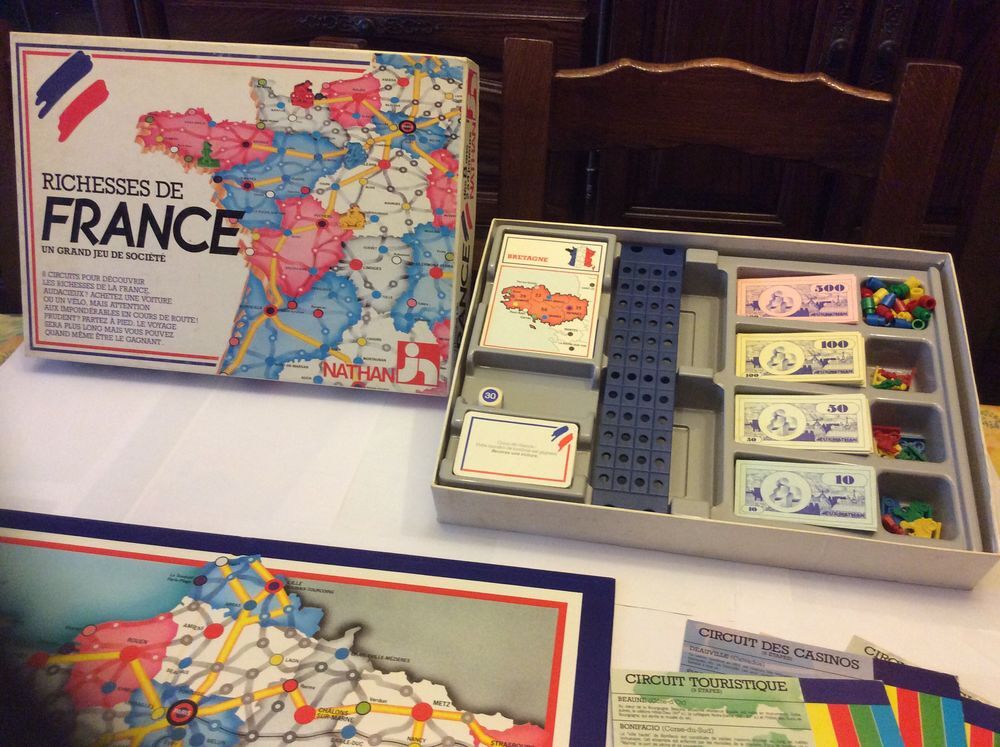Un Grand jeu De Soci&eacute;t&eacute; Jeu Richesses De France 