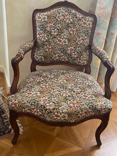 TRÈS BEAU FAUTEUIL 1350 Courbevoie (92)