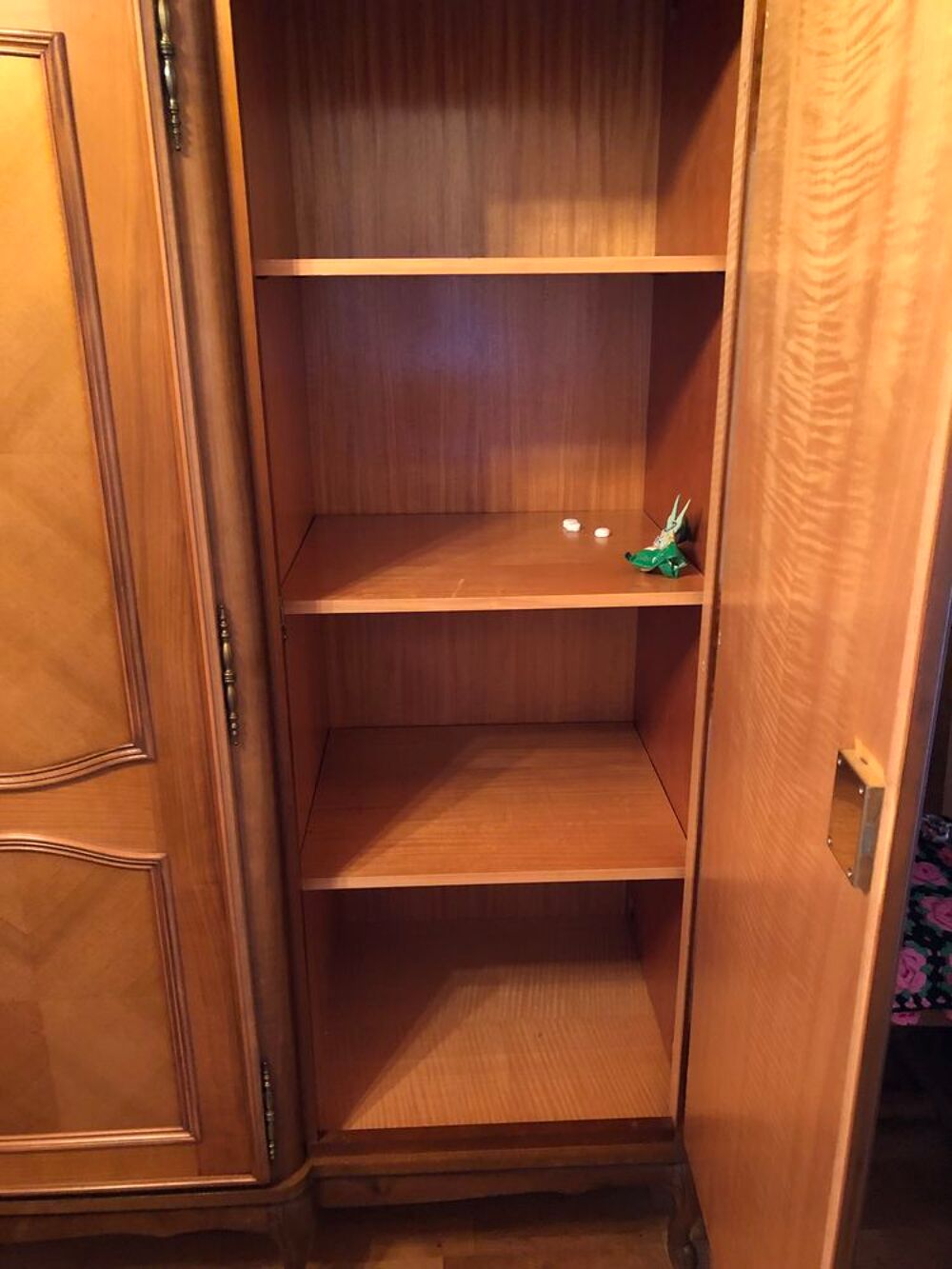 Armoire en merisier Meubles