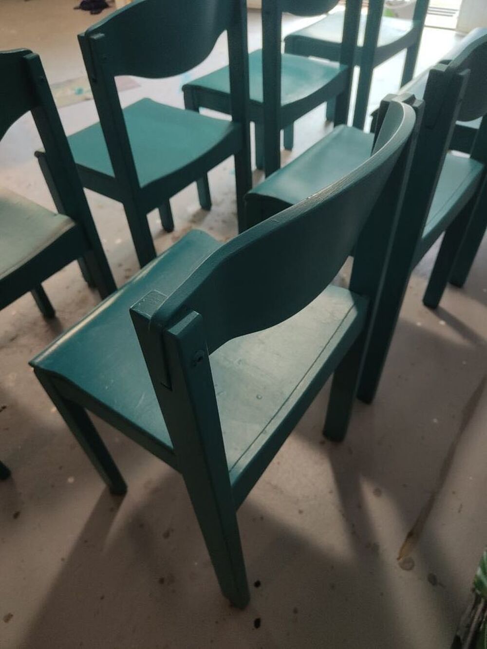 lot de 8 chaises en bois TBE Meubles