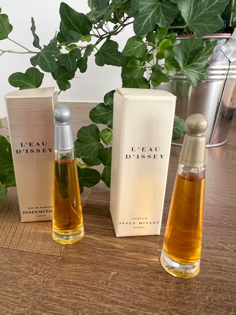 Lot de 2 miniatures de parfum ISSEY MIYAKE 