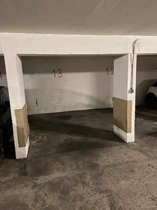  Parking / Garage  vendre 11 m