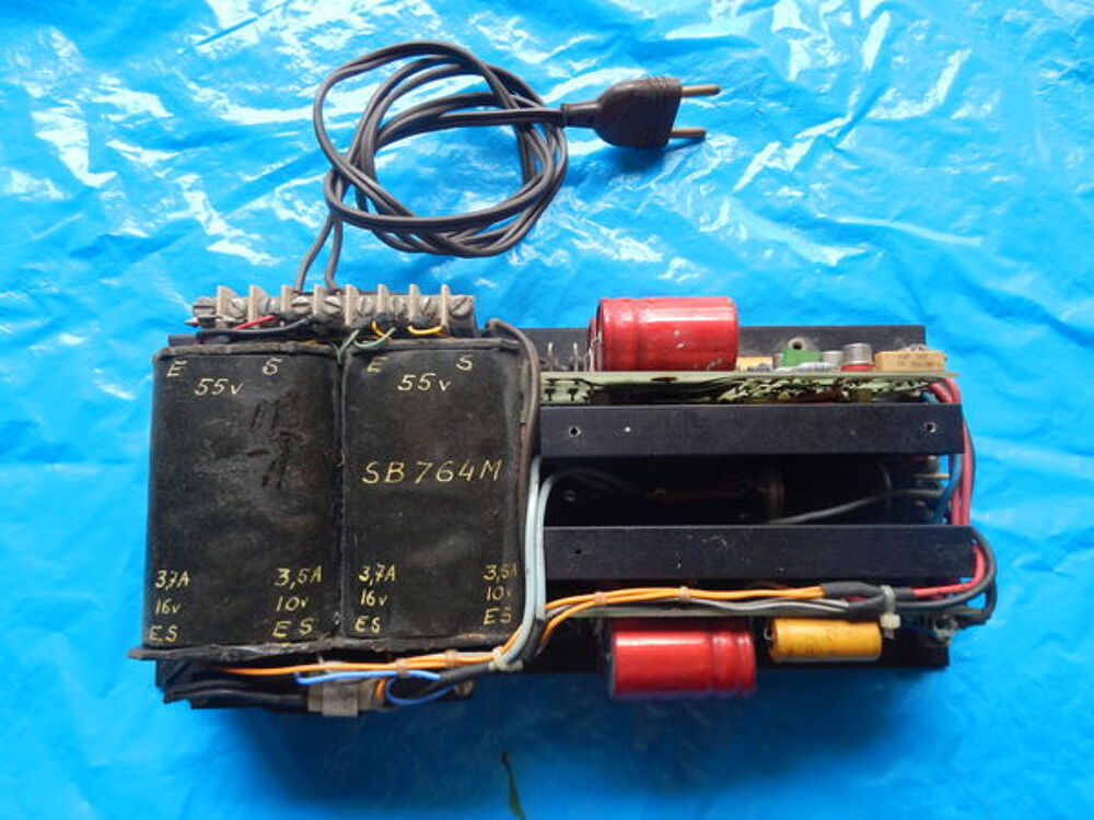 Alimentation &eacute;lectronique basse tension "continu" r&eacute;gul&eacute;e Bricolage