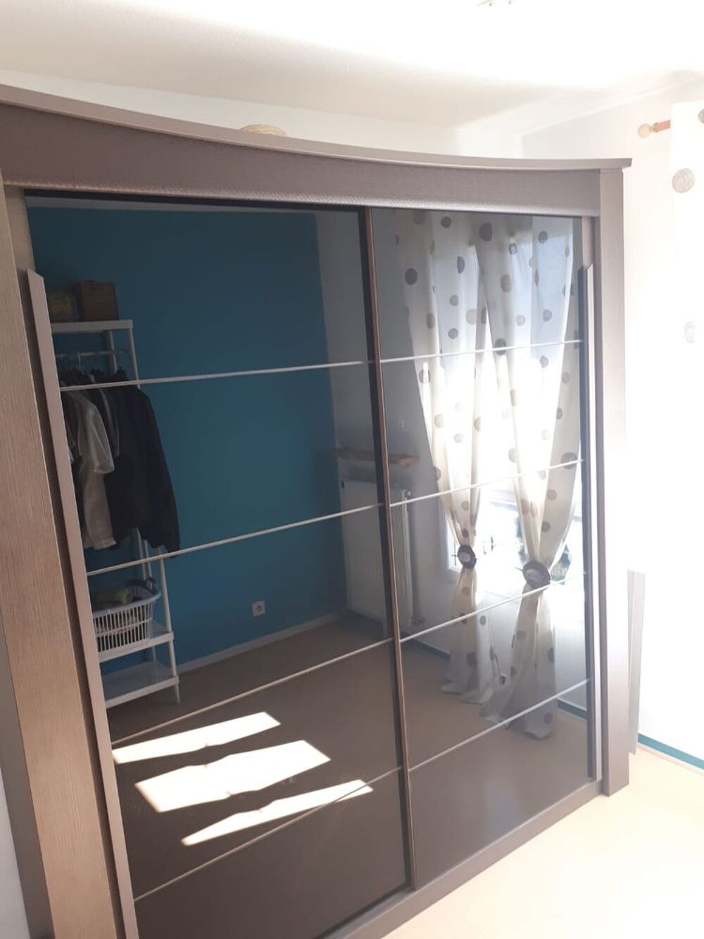Achetez armoire, penderie occasion, annonce vente à VillelaGrand (74