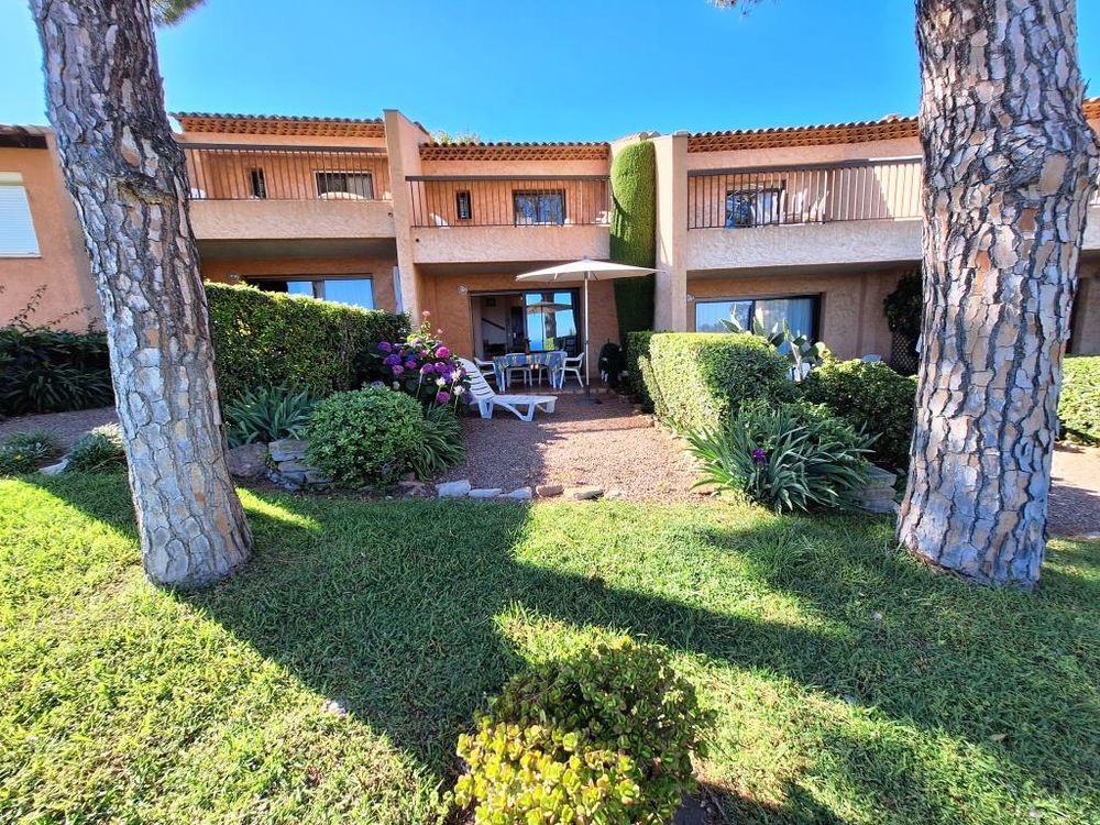   APPARTEMENT DUPLEX de vacances à THÉOULE S/MER  Provence-Alpes-Côte d'Azur, Miramar (06590)
