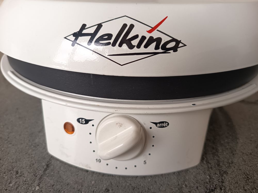 four a pizza electrique ''helkina'.. Electroménager