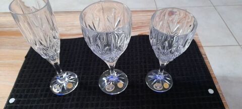 Service de verres en cristal de boh�me Beauchamp (95)