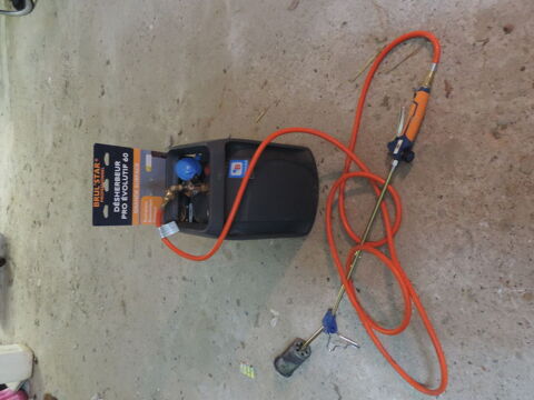 Desherbeur thermique  et bouteille butane 6k 45 Warlus (62)