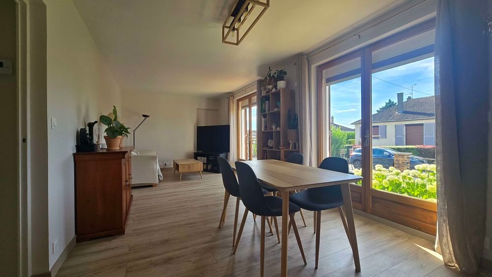 Vente Maison Maison individuelle avec jardin, sous-sol et dépendances Camon