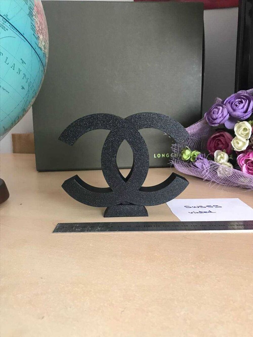statuette bibelot logo chanel Bijoux et montres