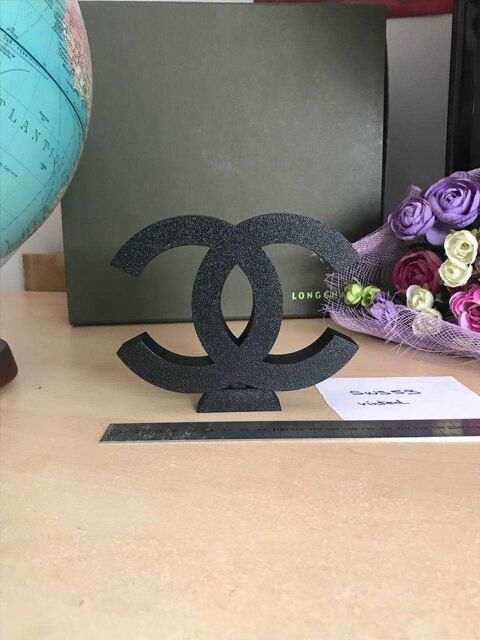 statuette bibelot logo chanel 8 Lille (59)