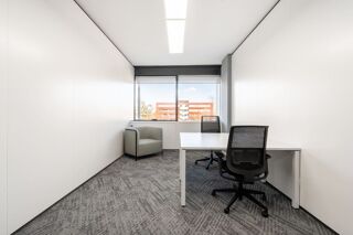   Trouvez un espace de bureau à Dax, 8 Rue des Frênes pour 1 personne où tout est pris en charge Dax