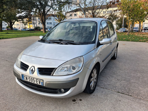 Renault Scénic II Scenic 1.5 dCi 105 FAP eco2 Carminat 2009 occasion Nantes 44100