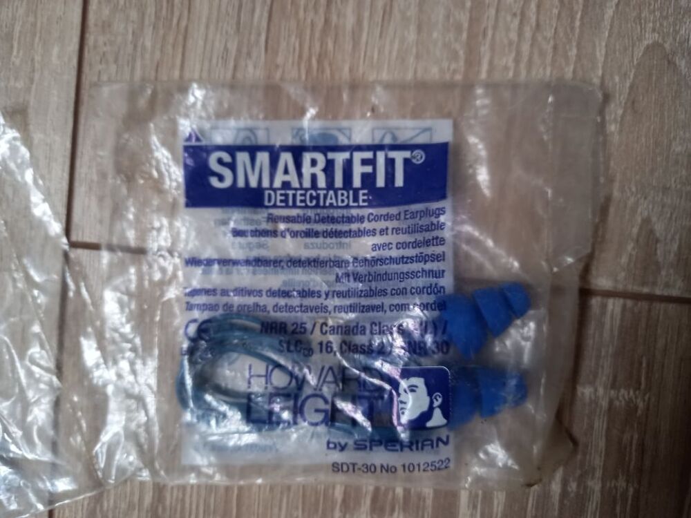 Bouchons d'oreilles avec cordelette neuf Bricolage