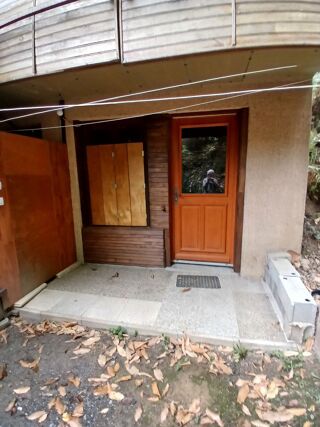 Location Appartement Appart. meublé 40m2  RdC  chauffé 680 €/mois Saint-pierre-la-palud