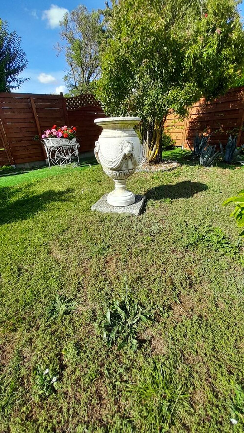 Sujet en pierre Jardin
