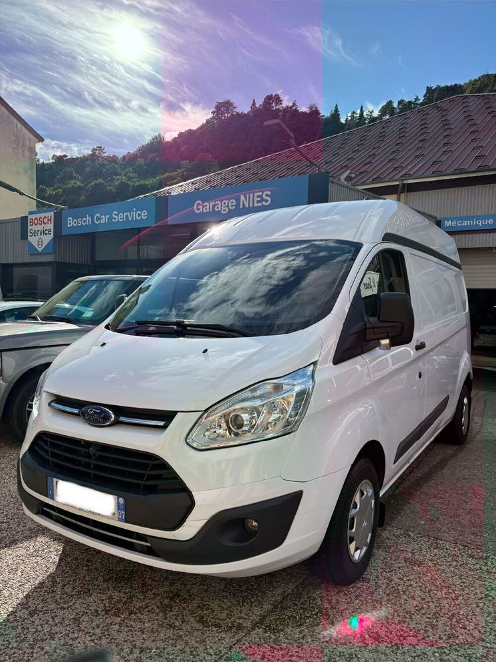 Transit Custom TRANSIT CUSTOM FOURGON 290 L2H2 2.0 TDCi 130 LIMITED 2017 occasion 07600 Vals-les-Bains