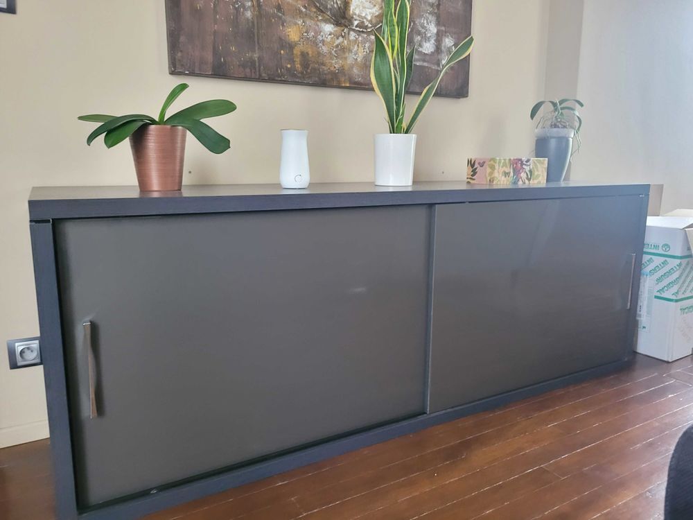 Buffet bas gris fonc&eacute; Meubles