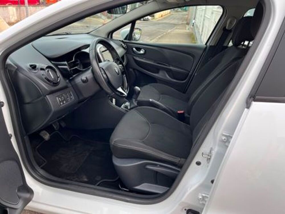 Clio IV dCi 90 eco2 90g Business 2015 occasion 42700 Firminy