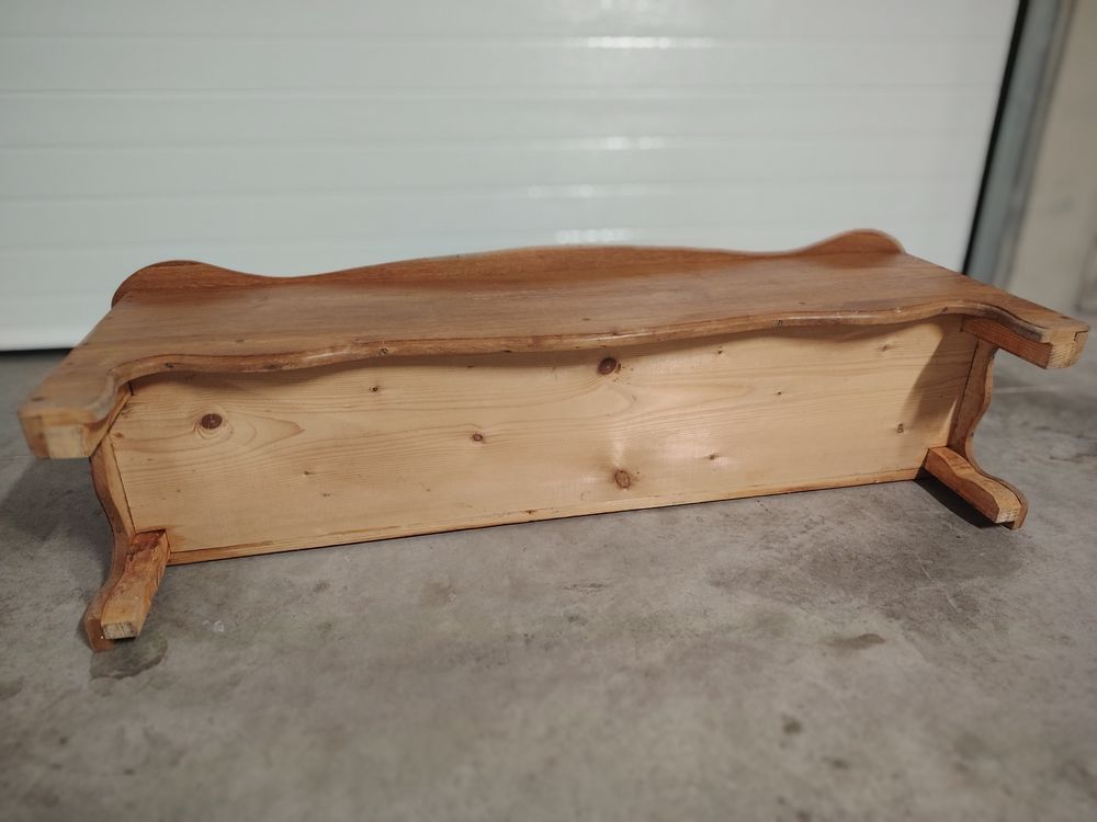Coffre en bois massif
Meubles