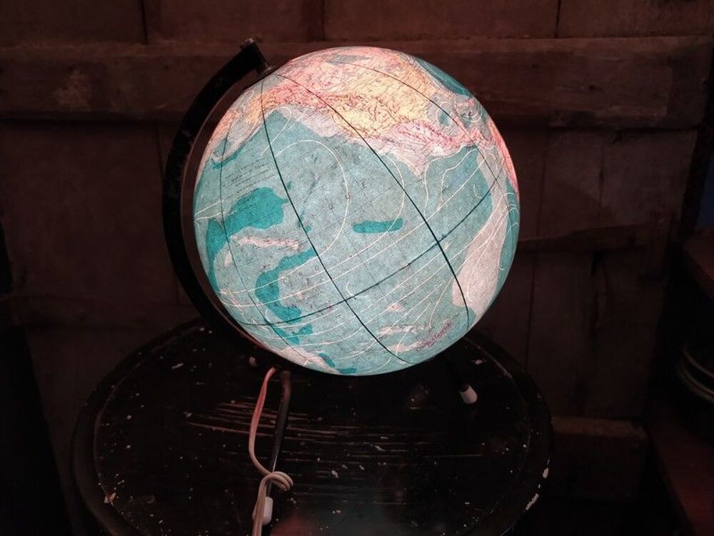 Lampe Mappemonde Globe Terrestre Taride Vintage 
Décoration