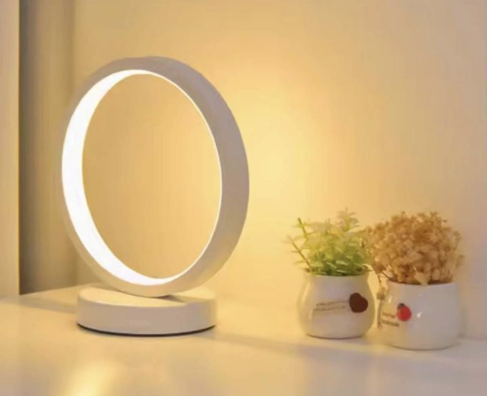 Lampe de table circulaire design Décoration