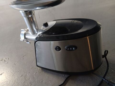 hachoir a viande et legumes 30 Saint-Rapha�l (83)