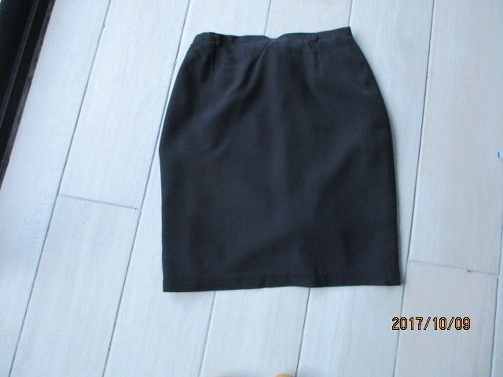 jupe noire Vtements