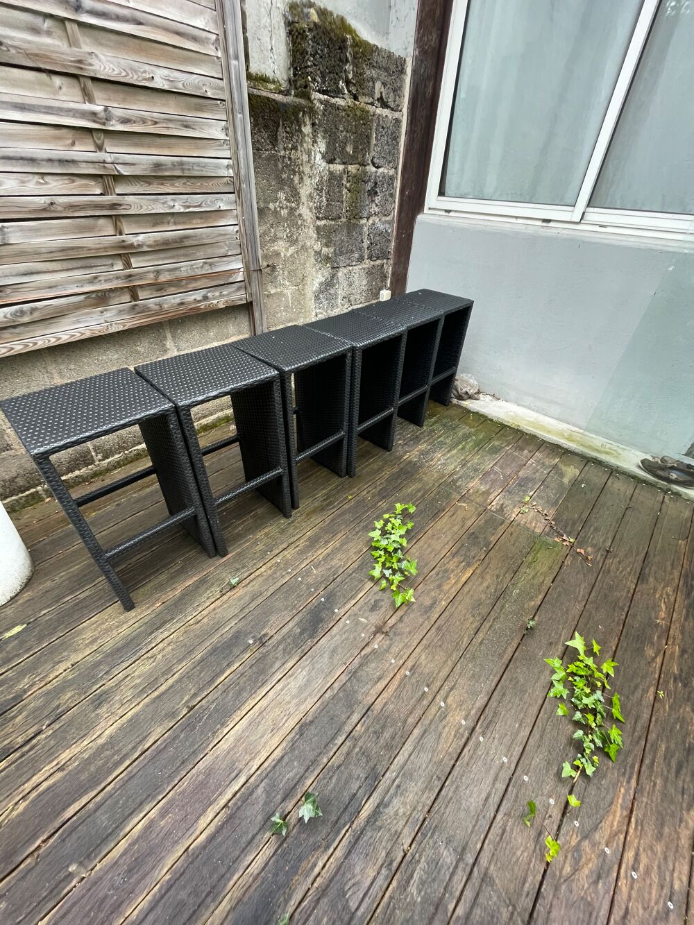 6 tabourets tress&eacute;es plastique Meubles