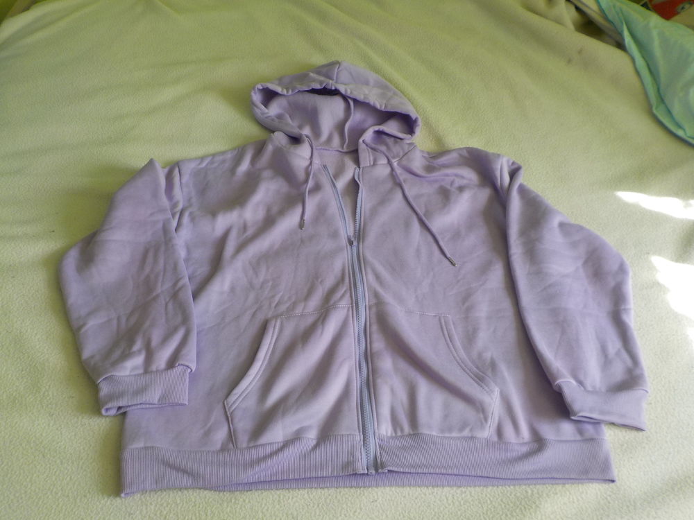 Veste &agrave; capuche Vêtements
