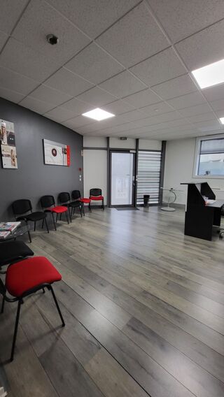  Investissement à vendre 9 pièces 203 m²