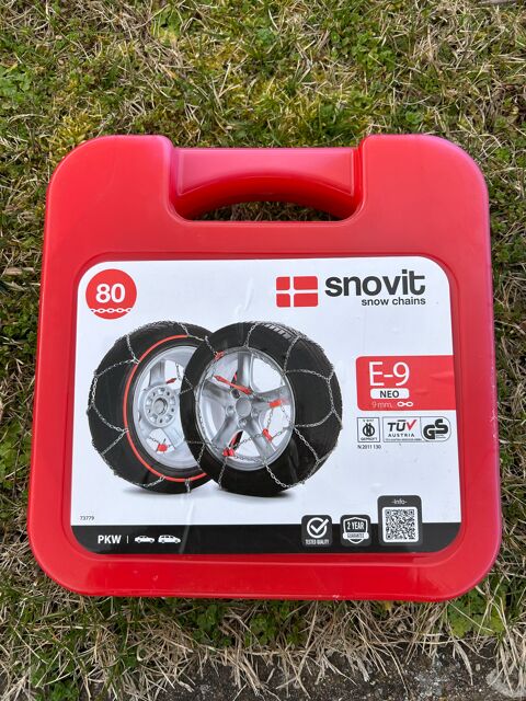 Chanes  neige Snovit E-9 Neo neuves en bote 90 Livry-Gargan (93)