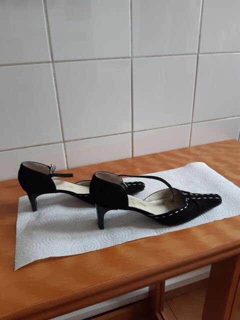 Escarpins avec brides couleur noire 20 Aytré (17)