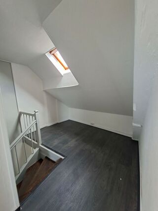  Duplex/triplex à louer 3 pièces 50 m² Sens