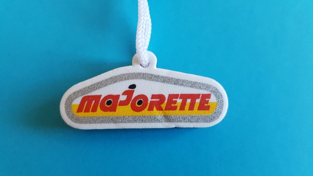 PORTE - CL&Eacute; MAJORETTE 