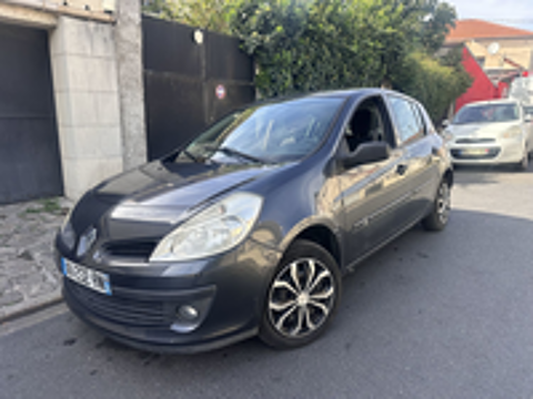 Clio III 1.2 16V 75 eco2 Expression 2009 occasion 93200 Saint-Denis