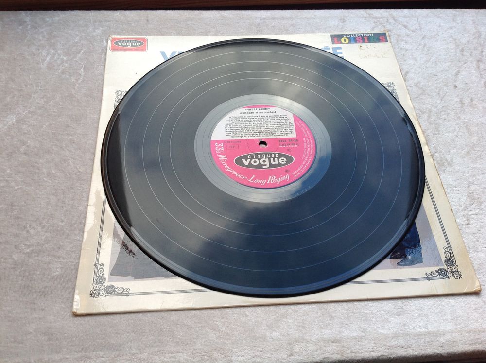 AIMABLE ET SON JAZZ BAND 33 TOURS VIVE LA MARI&Eacute;E Envoi Possi CD et vinyles