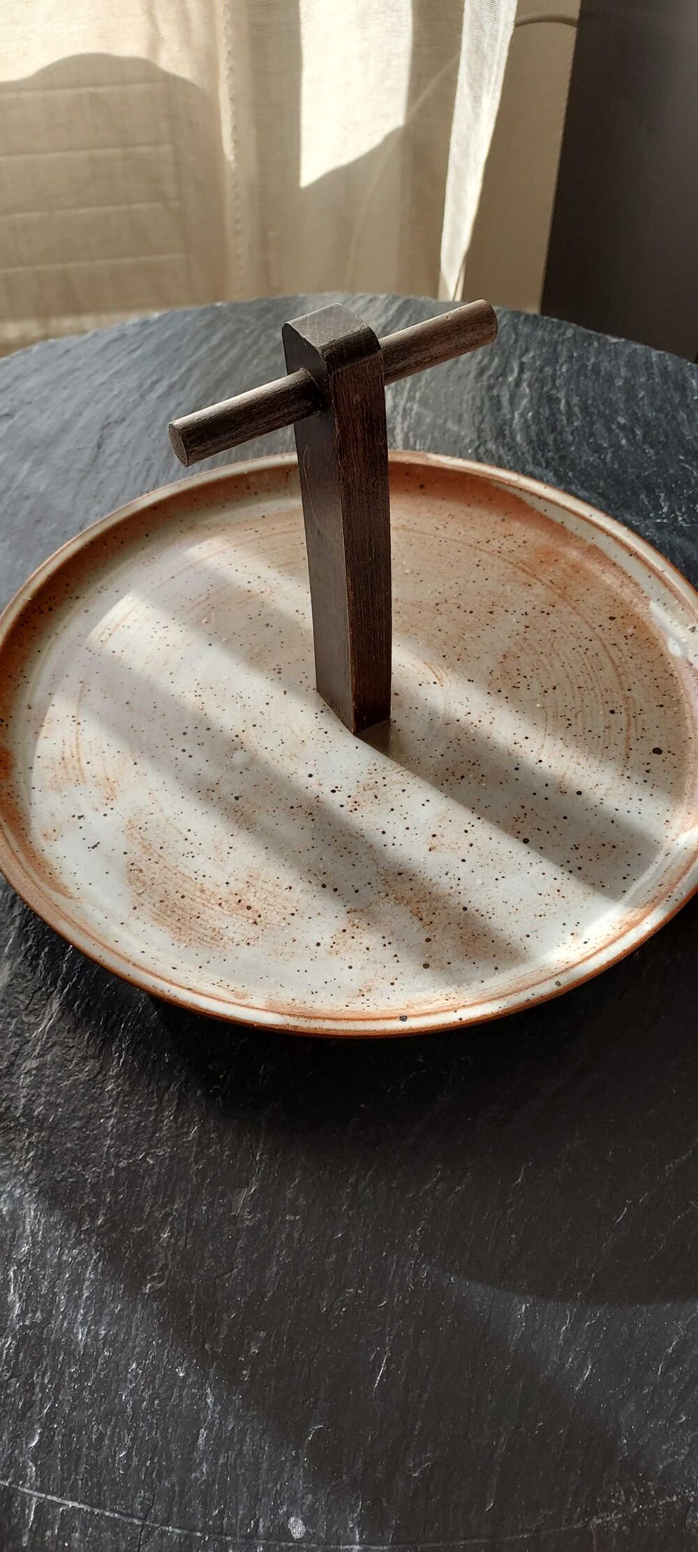 plateau &agrave; fromage en gr&egrave;s Dcoration