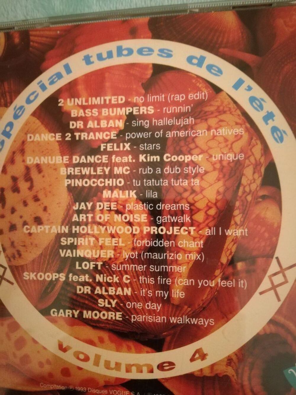 CD "Euro Dance Volume 4" CD et vinyles
