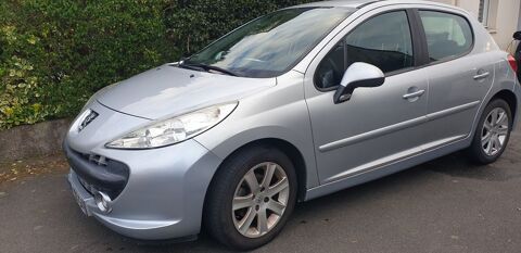 Peugeot 207 1.6 HDi 90ch BLUE LION Premium