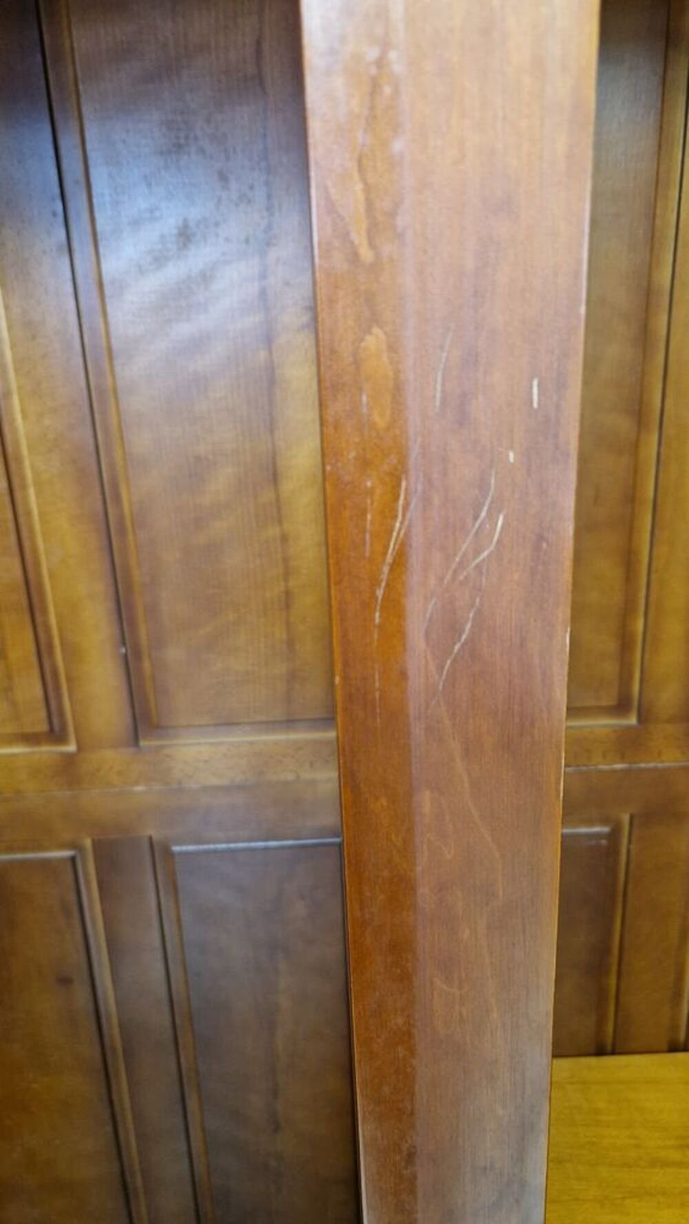 Armoire 3 portes merisier massif Meubles