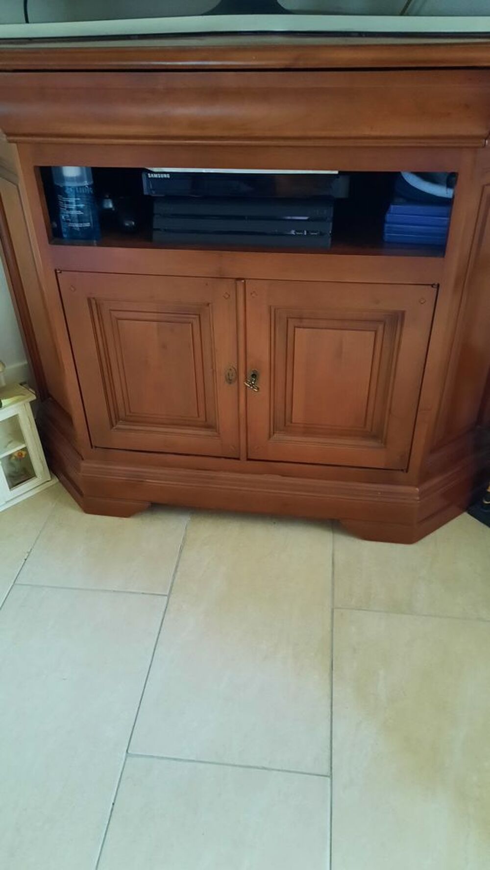 meuble t&eacute;l&eacute; merisier d angle Meubles